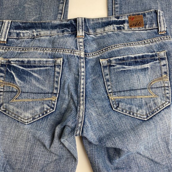 American Eagle Favorite Boyfriend Jeans Size 2L - Picture 2 of 14
